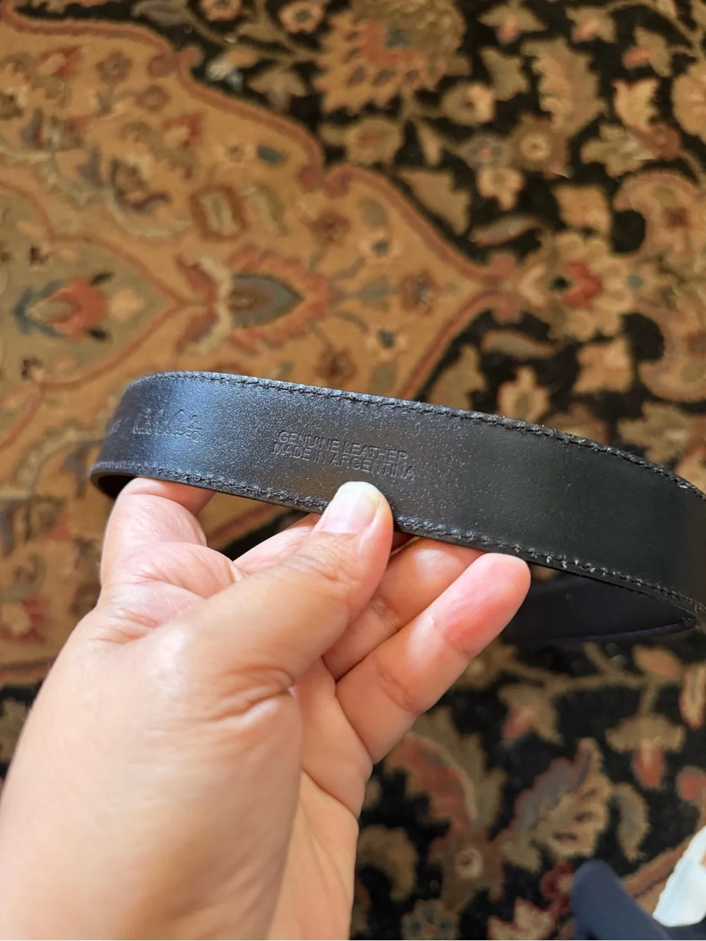 Cabelas Mens black leather belt with silver buckle